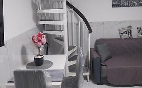 Piccola House